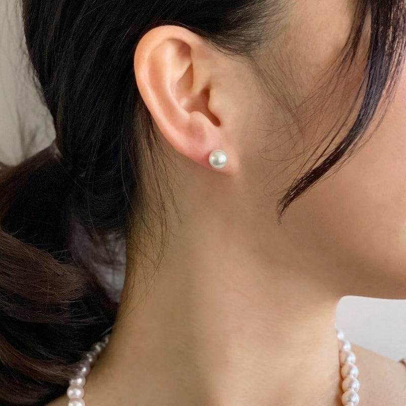オーロラ花珠真珠 鑑別書付 パールイヤリング ホワイト系 7.5-8.0mm AAA K14WG ホワイトゴールド　ねじバネ式 [n4]（あこや真珠 イヤリング）（冠婚葬祭 フォーマル 記念日 プレゼント）