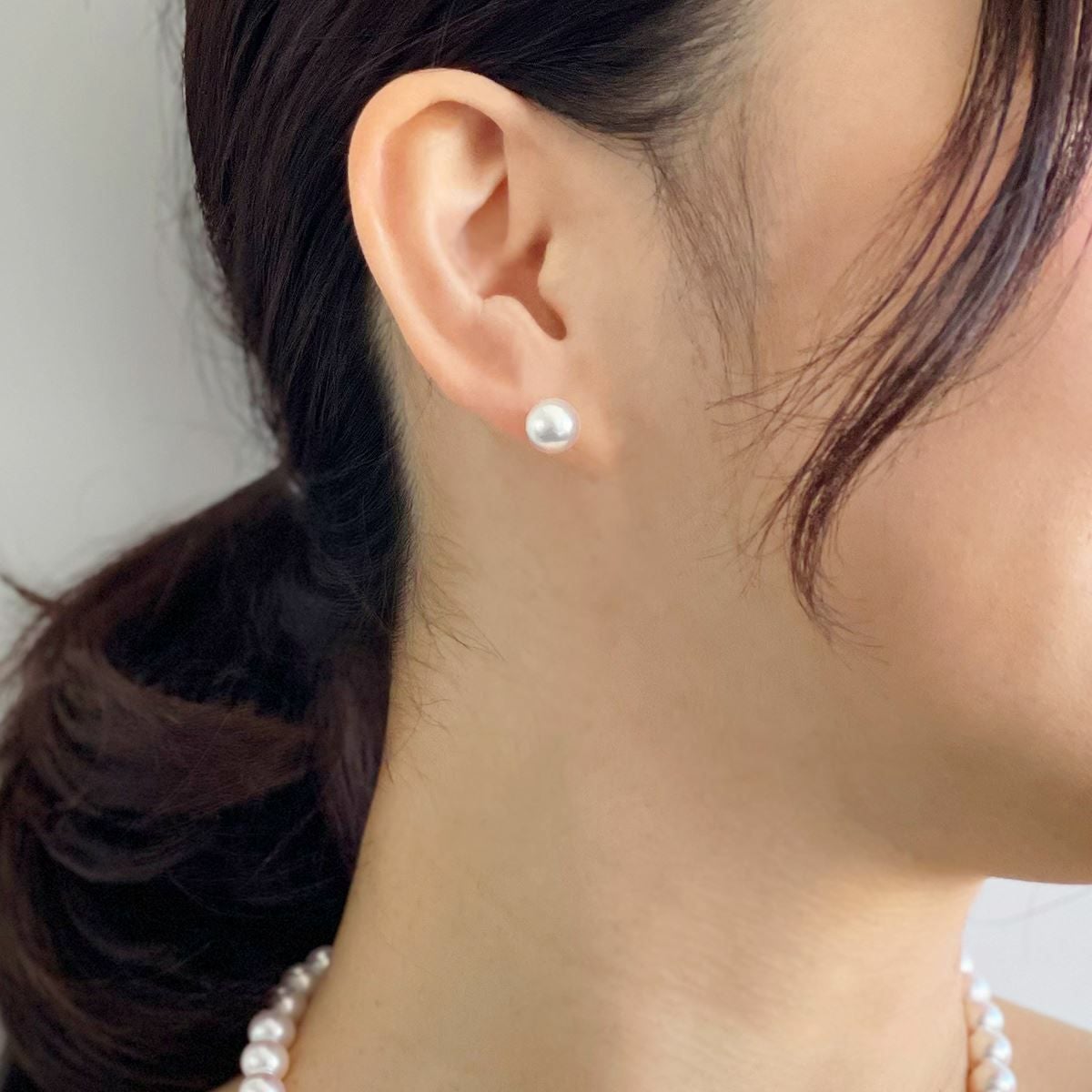 あこや真珠　オーロラ花珠　８．５mm PT プラチナピアス オーロラ花珠真珠 ピアス8.0-8.5mm PT900 | WSP（ダブルエスピー）公式