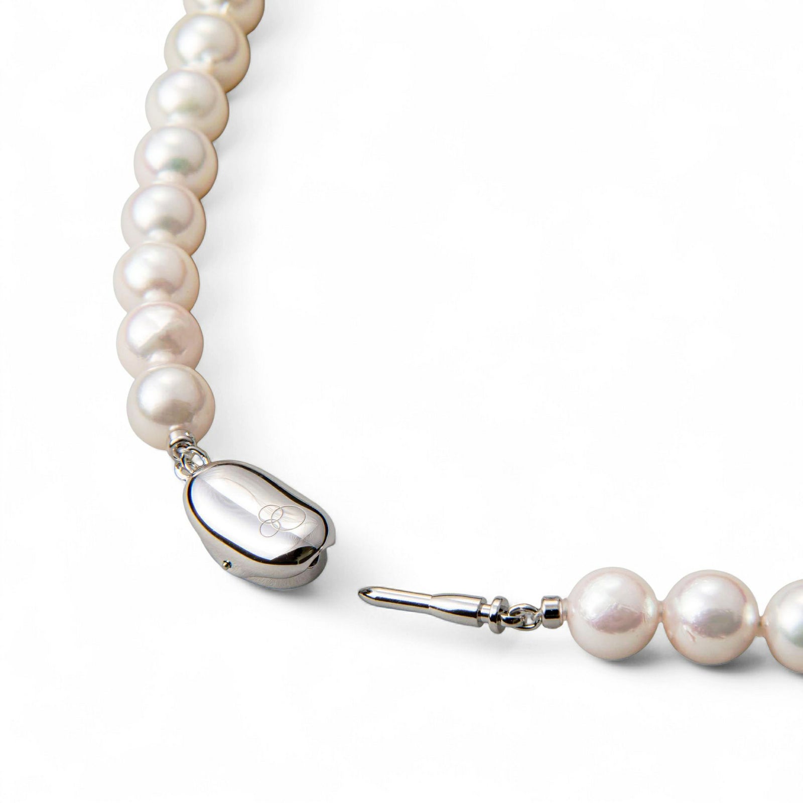 雑誌掲載★ あこや真珠 ロングパールネックレス 60cm マチネーレングス ホワイト系 8.0-8.5mm BBB～C  ラウンド～セミラウンド [n2][60cm ロング]（真珠 ネックレス）（フォーマル パーティ 入学式 卒業式）