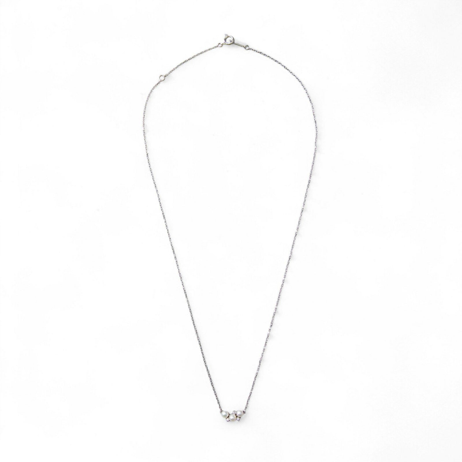 GINGERmirror(2016年秋号)掲載★ K18WG/K18YG ベビーパール×ダイヤ ネックレス ～Petit Claire(プチクレール)～ あこや真珠 3.0-3.5mm 0.03ct 【ご購入特典/クロス付き】 [n2]（プレゼントにおすすめ）6月誕生石