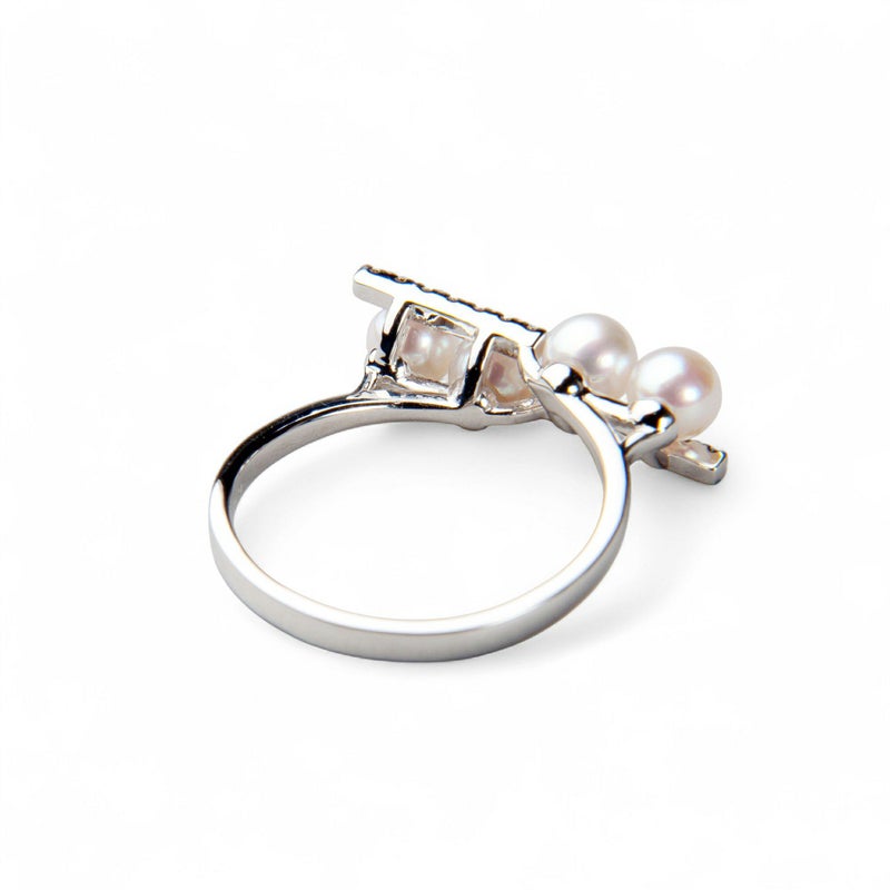 あこや真珠 スタイリッシュ ダイヤ パールリング（指輪） ホワイト系 4.0-4.5mm BBB  K18WG/K18 ホワイトゴールド 18金 0.09ct [n5]（本真珠 リング）（大人カジュアル おしゃれ）