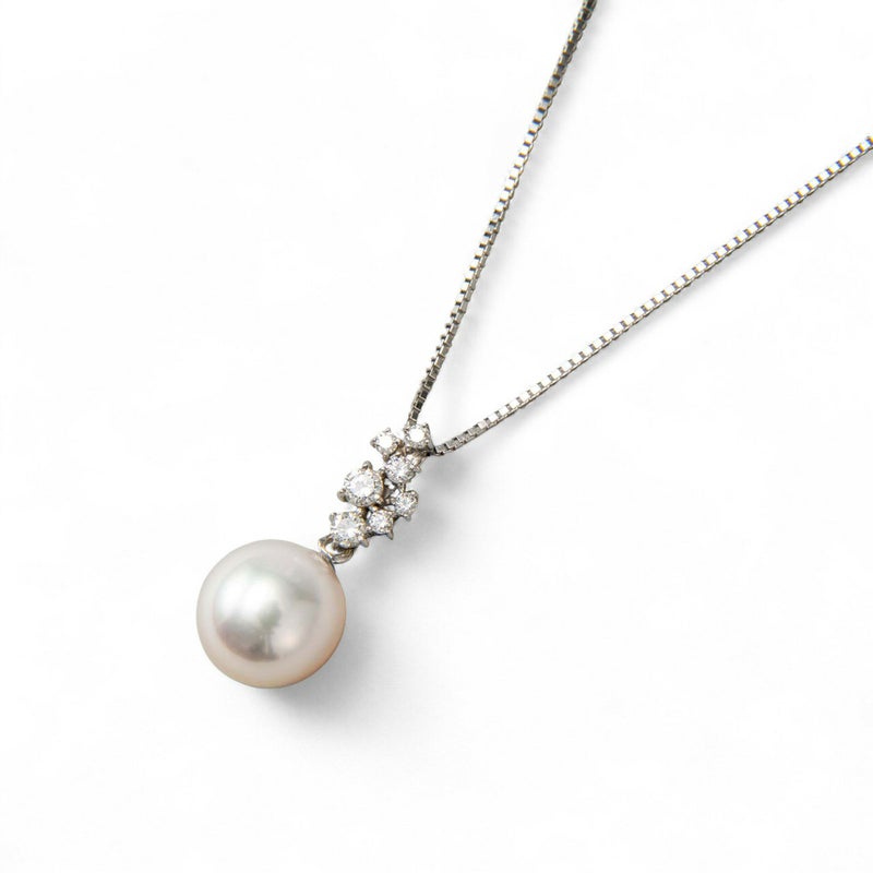 オーロラ花珠真珠 鑑別書付 ダイヤ7石が輝く パールペンダント（45cmスライドチェーン付） ホワイト系 9.0-9.5mm AAA K18WG ホワイトゴールド 0.15ct [n3][高品質 プレミアム]（フォーマル 入学式 卒業式 パーティー）（プレゼント 記念日 6月誕生石）