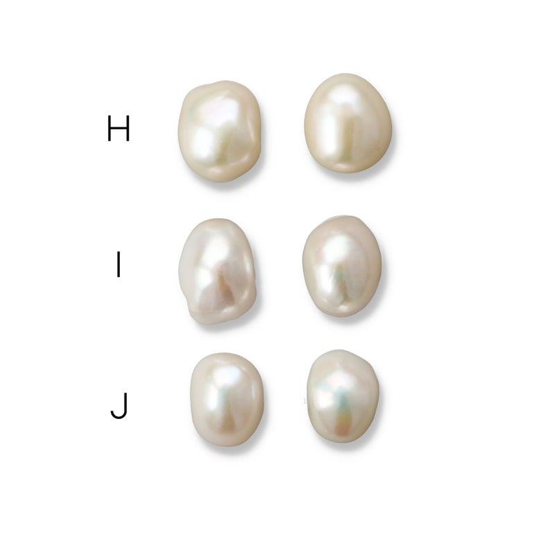 Unique+ 淡水バロック真珠 ピアス/イヤリング　11mmUP K18YG/SV925