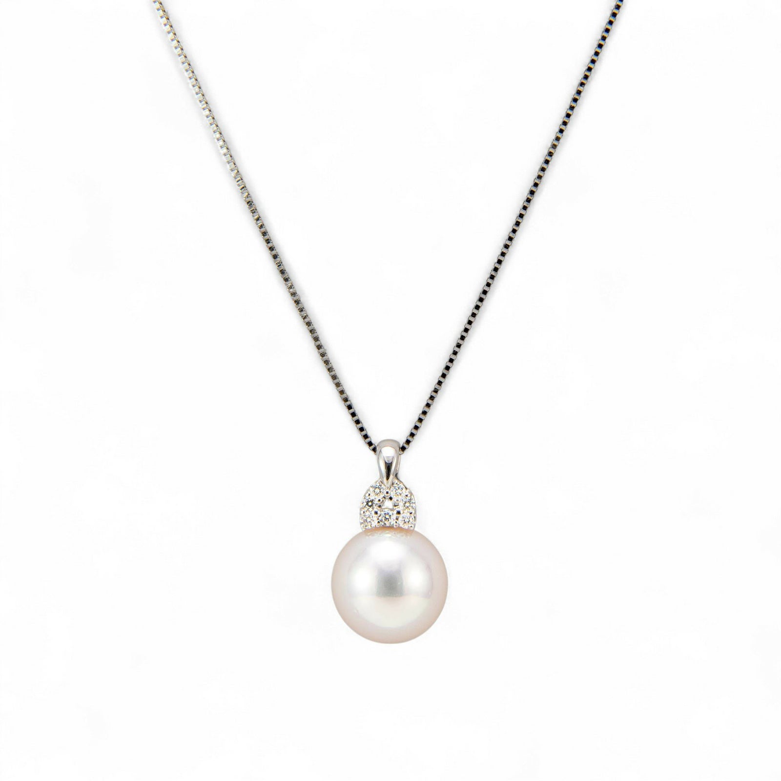 オーロラ花珠真珠 鑑別書付 ダイヤ7石 パールペンダント（45cmスライドチェーン付）  9.0-9.5mm AAA K18WG ホワイトゴールド 0.06ct [n3][高品質 プレミアム]