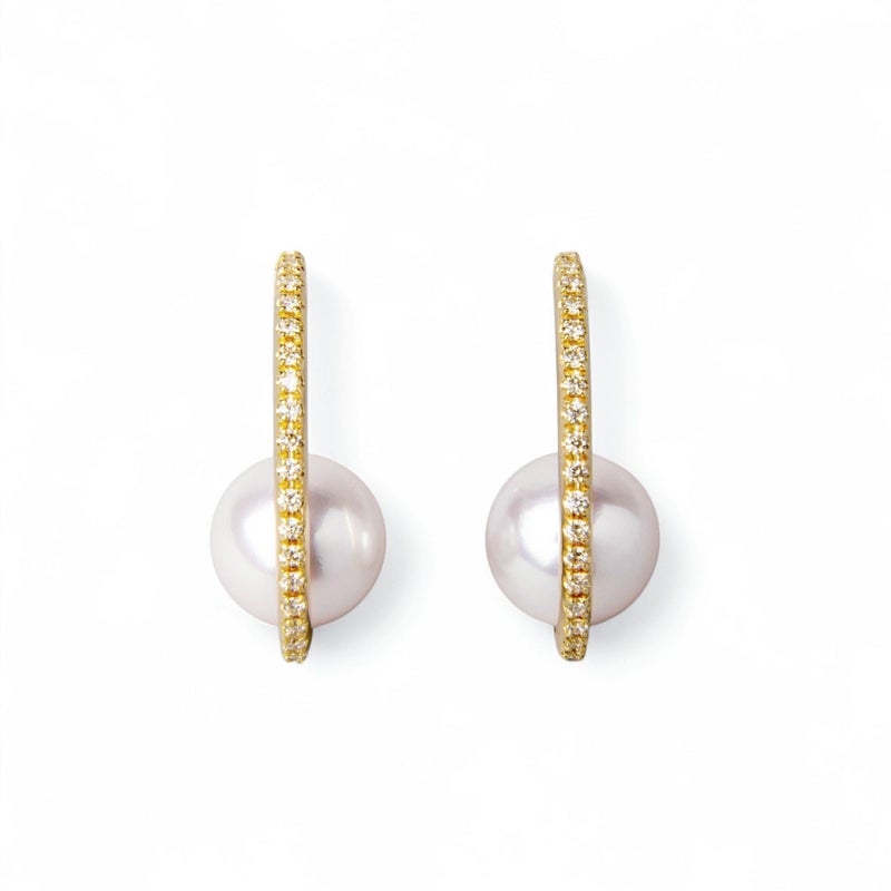 オーロラ花珠真珠 鑑別書付 ダイヤが並んだ スタッドパールピアス ホワイト系 7.5-8.0mm AAA K18WG/K18 ゴールド 0.08ct×2 [n4][高品質 プレミアム]（真珠 ピアス）（フォーマル パーティ）