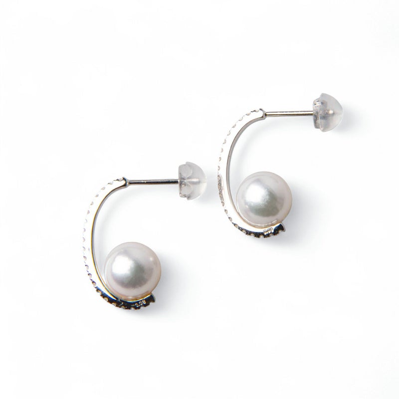 オーロラ花珠真珠 鑑別書付 ダイヤが並んだ スタッドパールピアス ホワイト系 7.5-8.0mm AAA K18WG/K18 ゴールド 0.08ct×2 [n4][高品質 プレミアム]（真珠 ピアス）（フォーマル パーティ）