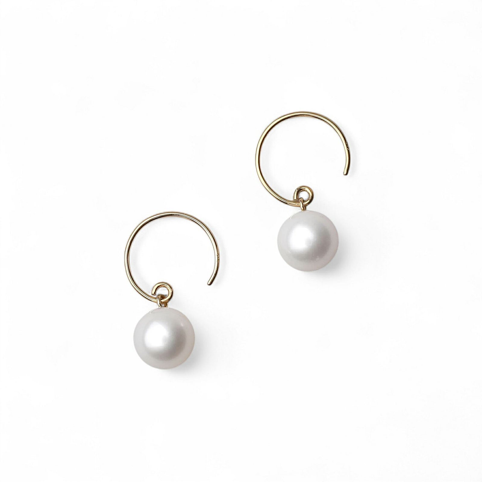 あこやリングフックピアス　7.5-8.0mm