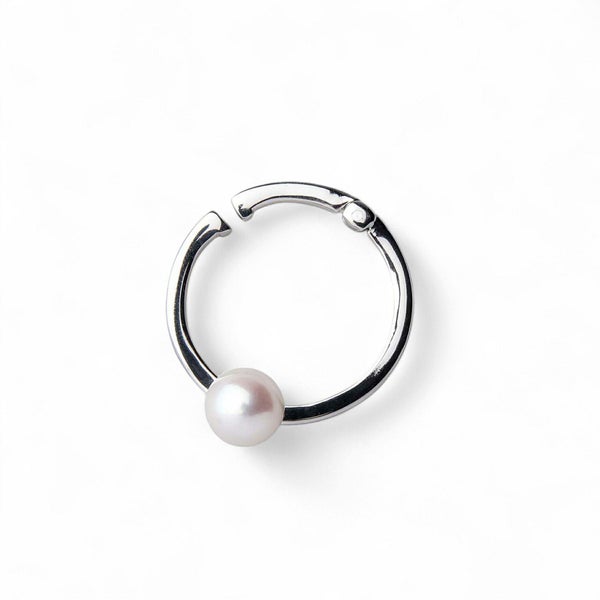 あこや真珠5.5mm イヤカフ/リングイヤリング K10WG