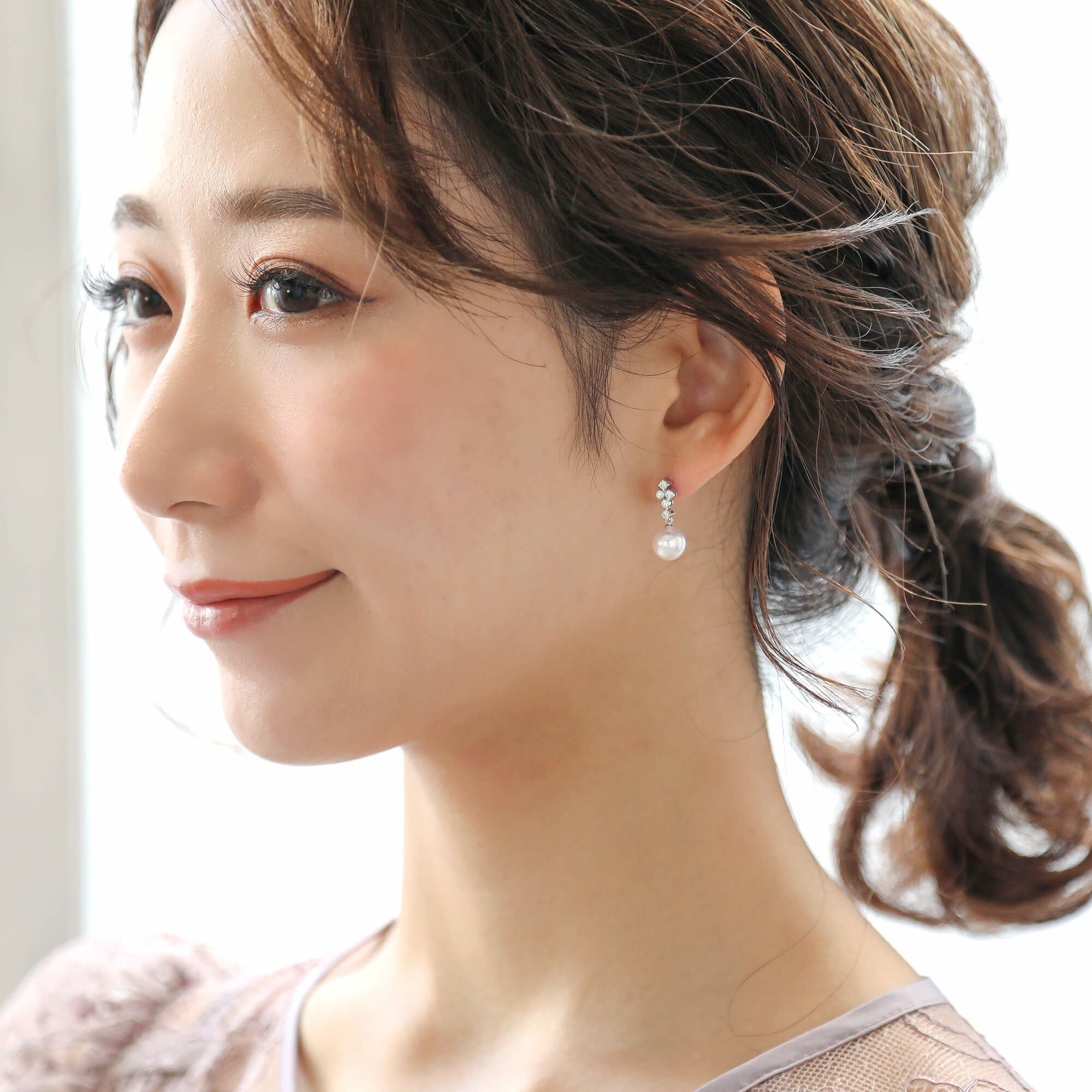 オーロラ花珠真珠 ピアス7.5-8.0mm K18WG/YG [WSP] | 花珠真珠ピアス