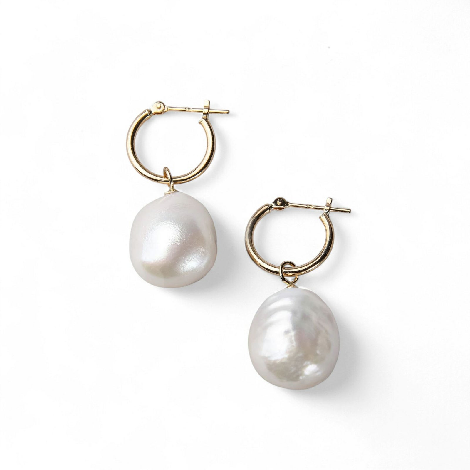 Unique+ 淡水真珠 ピアス11-12mmUP K18YG バロック