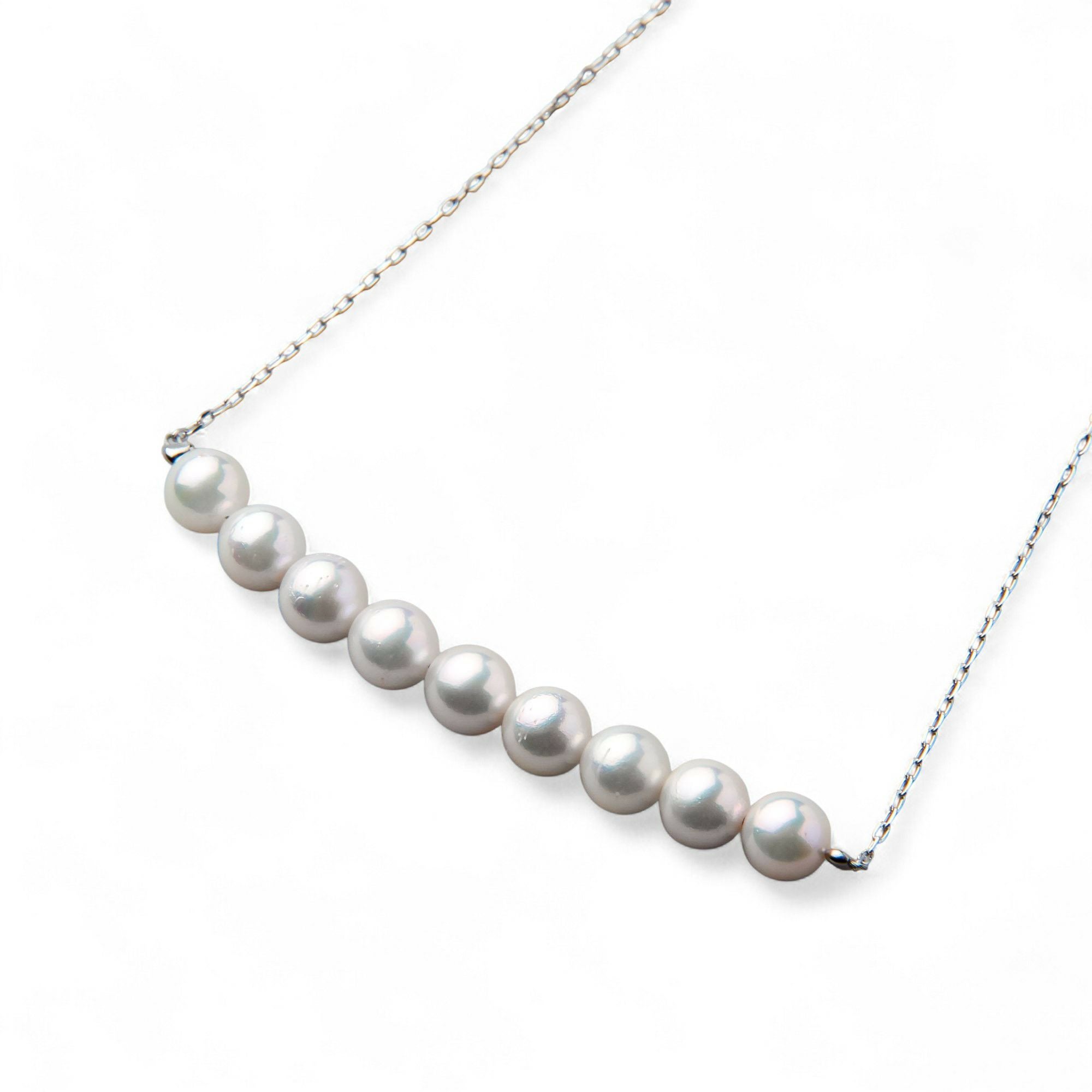 WEB限定】SMILEY あこや真珠ペンダント 5.5-6.0mm K10WG/YG WEB限定】SMILEY あこや真珠ペンダント 5.5-6.0mm K10WG/YG