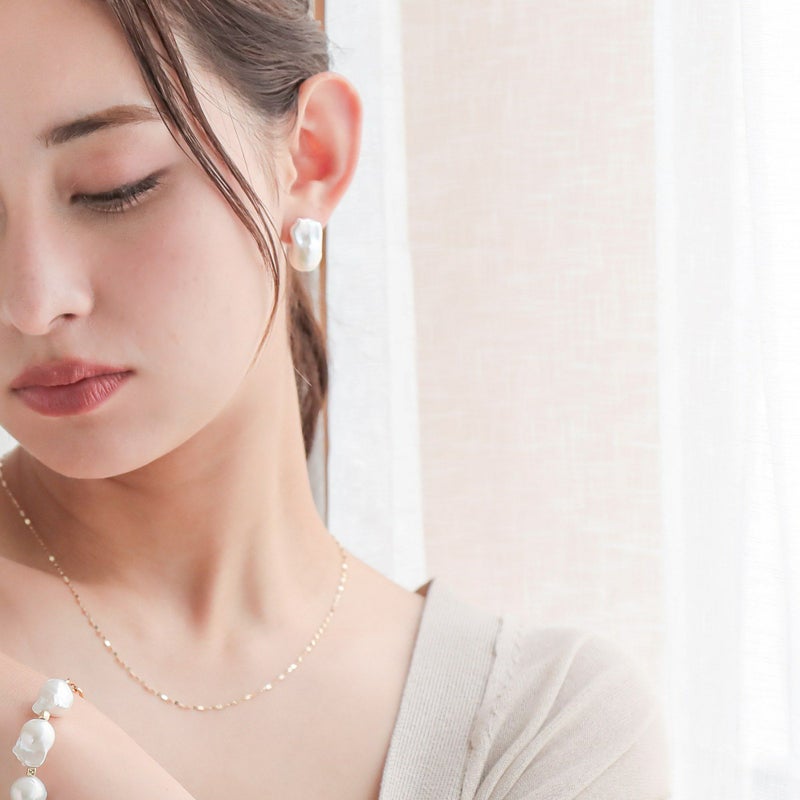 Unique+ 淡水真珠 ピアス12mmUP K18YG オイスターバロック