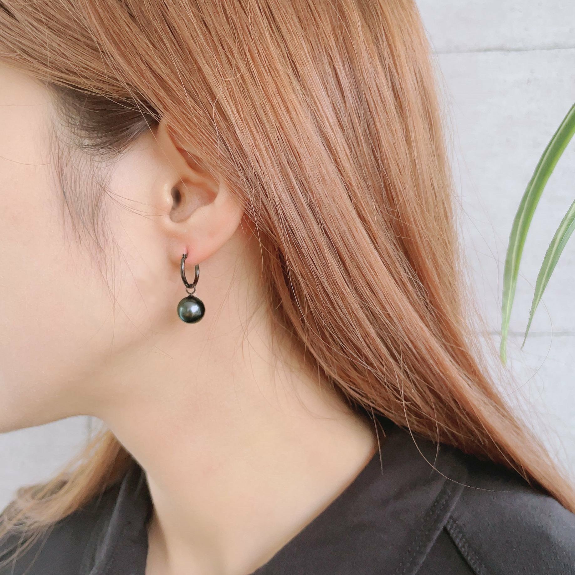 タヒチ黒蝶真珠 フープピアス9mmUP K14WG BP | 南洋真珠ピアス・イヤリング