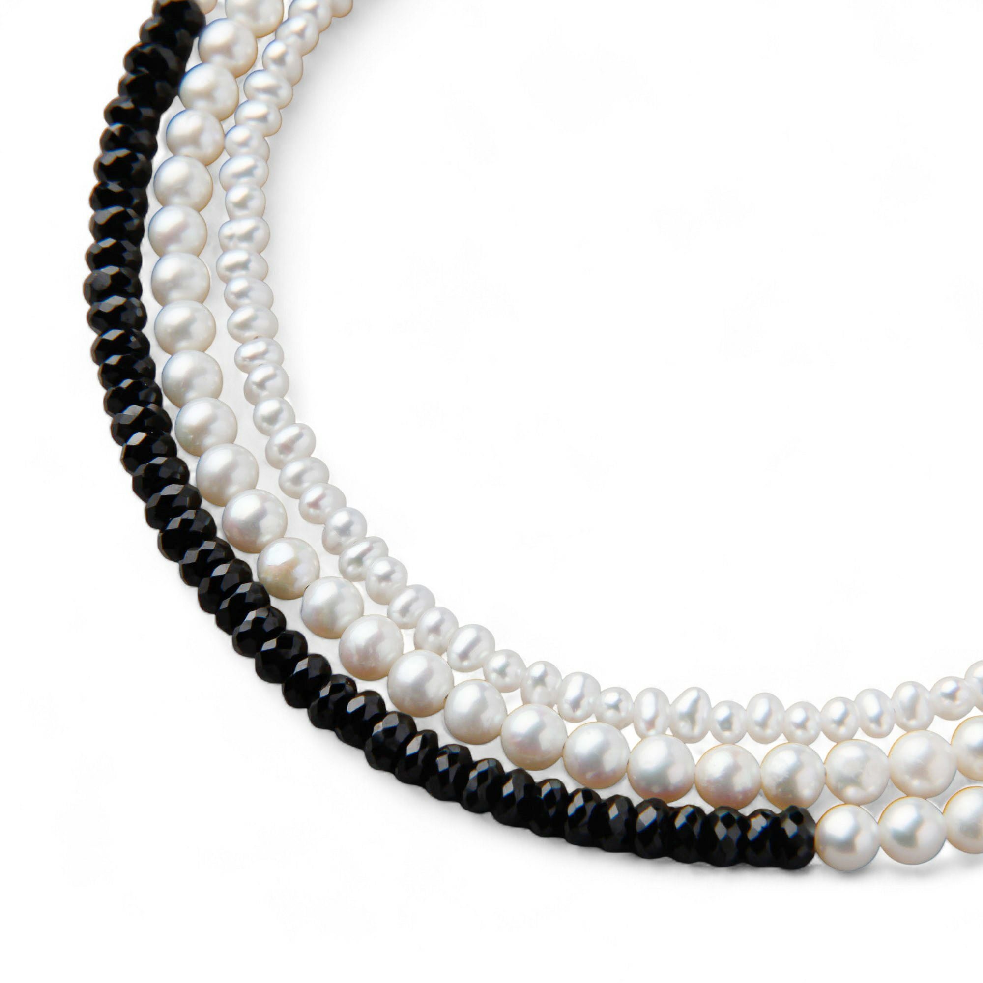 WEB限定】淡水真珠×ブラックスピネル ロングネックレス 2.5-5.0mm