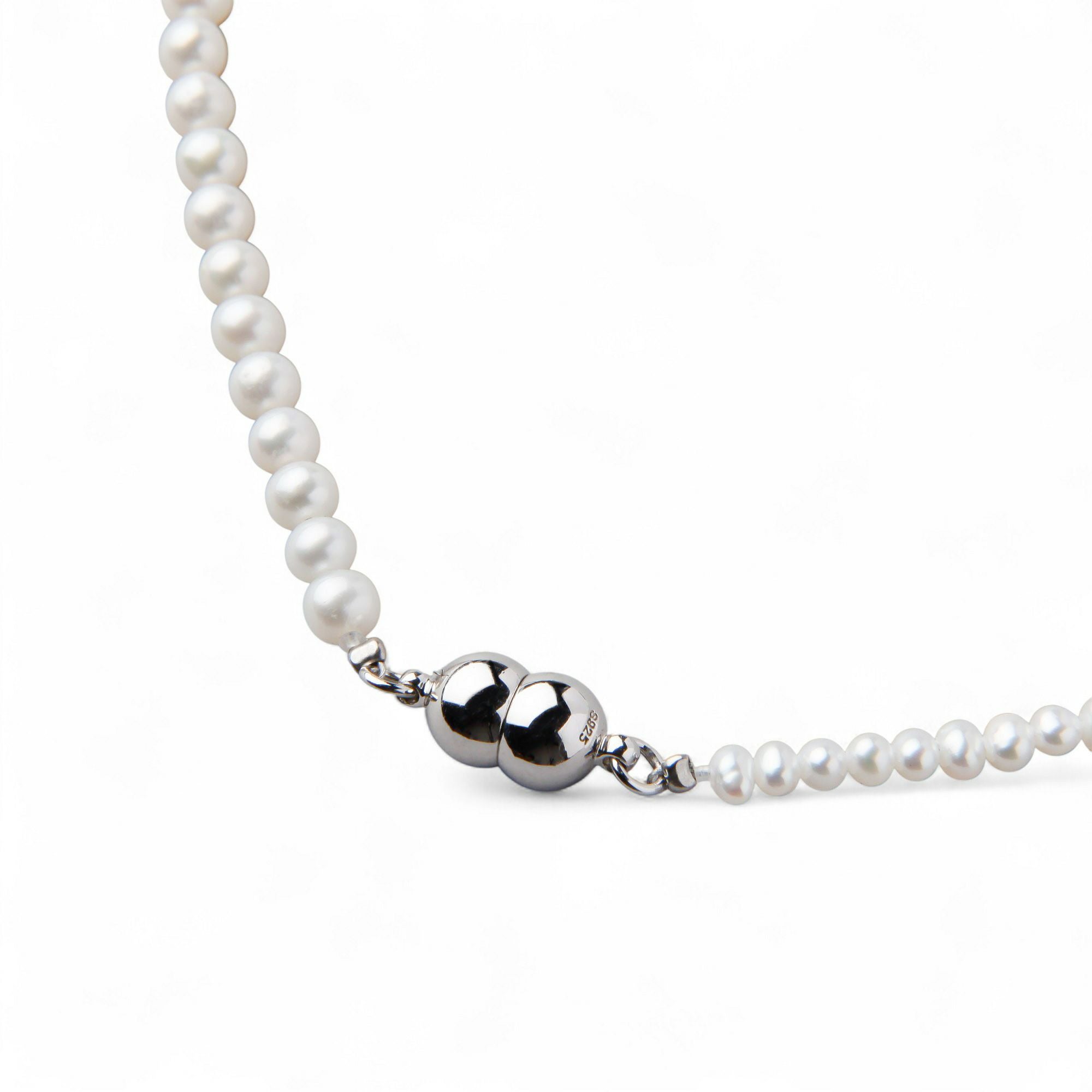 WEB限定】淡水真珠×ブラックスピネル ロングネックレス 2.5-5.0mm