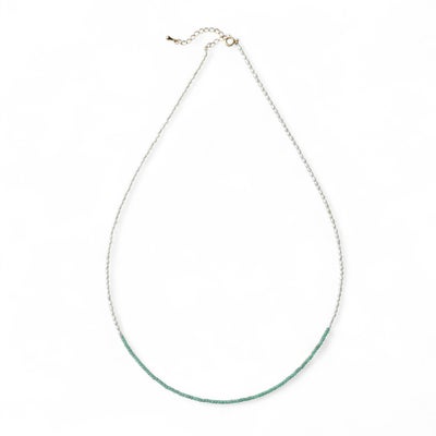 淡水真珠/エメラルド ネックレス　2.0-2.5mm ケシ