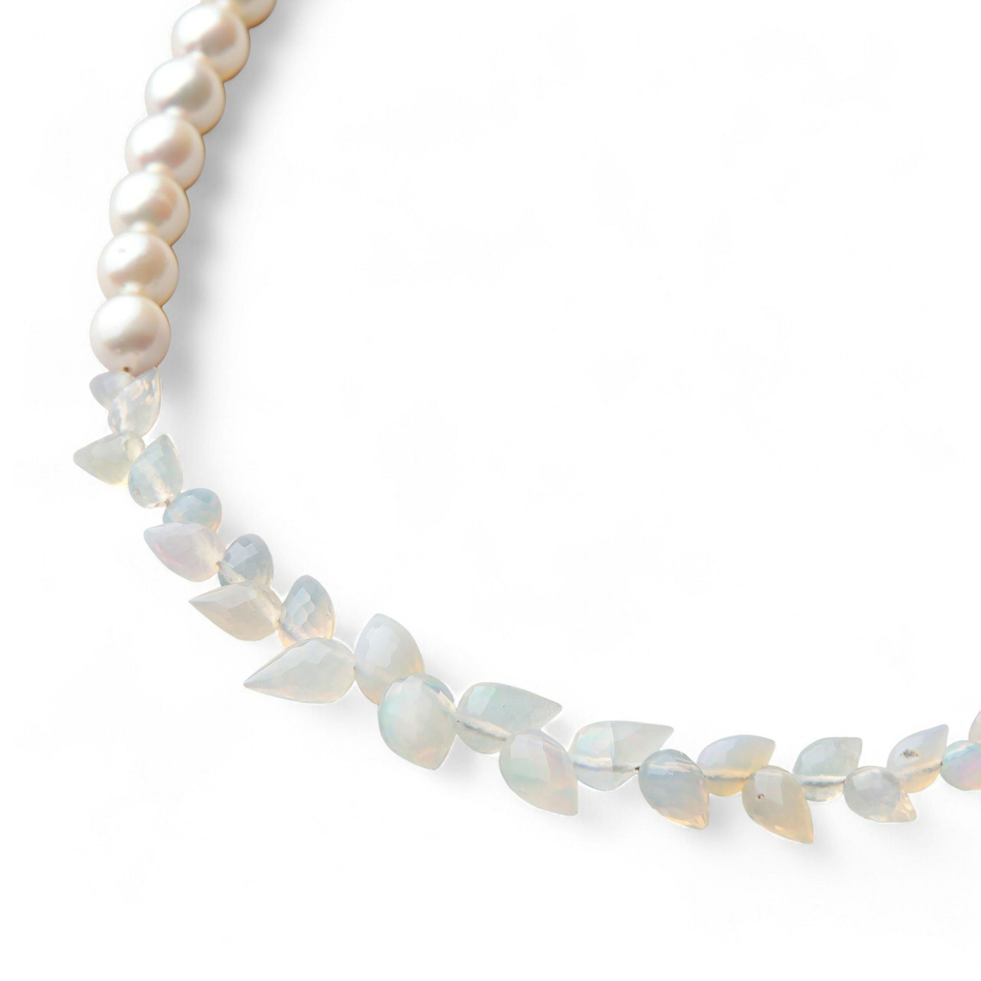 WEB限定】あこや真珠×オパール ネックレス 5.0-5.5mm つぼみドロップ