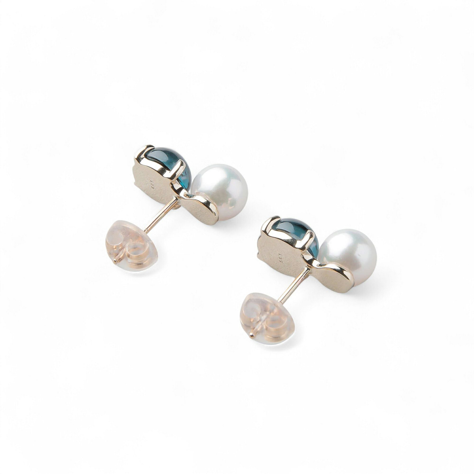 WEB限定】あこや真珠×ロンドンブルートパーズ ピアス 5.5-6.0mm/6mmUP