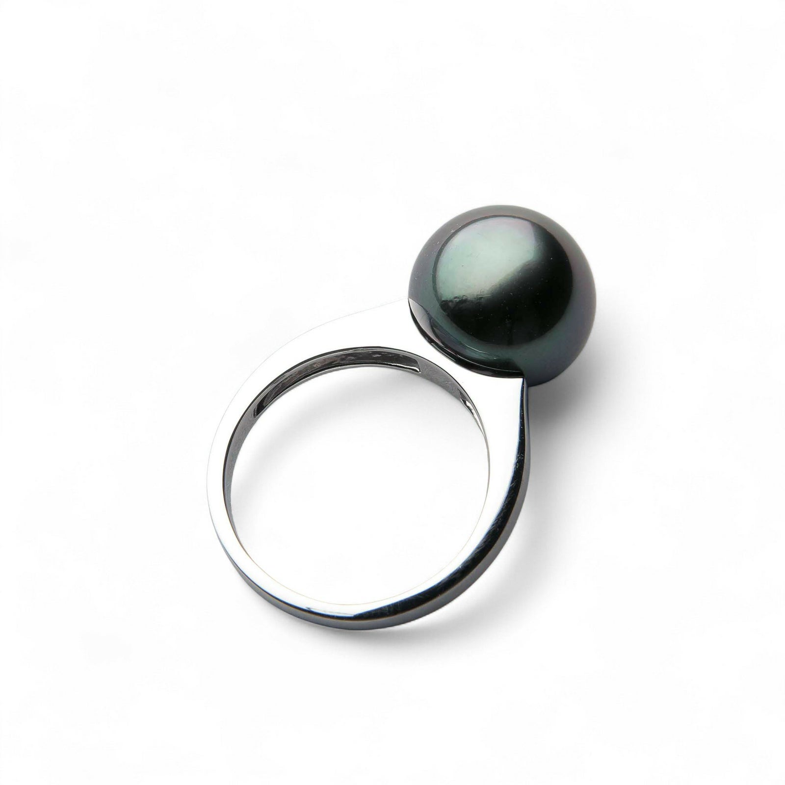 Tahitian+ タヒチ黒蝶真珠 リング　11mm PT900