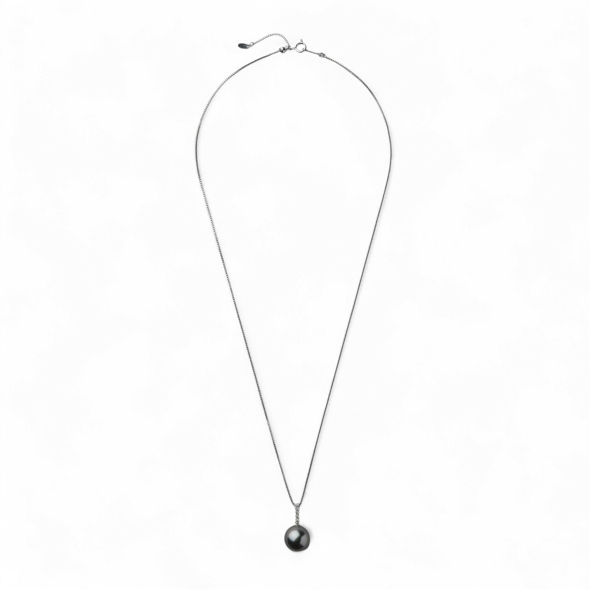 Tahitian+ タヒチ黒蝶真珠 ペンダント 11mmUP K18WG | 南洋真珠ペンダント