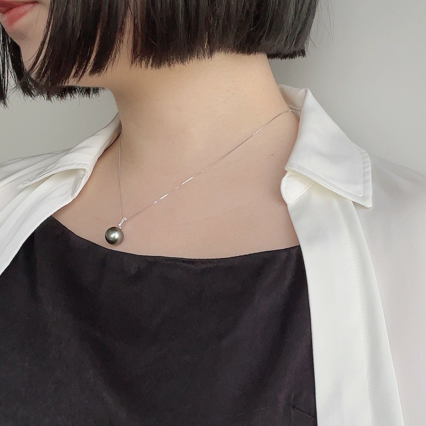 Tahitian+ タヒチ黒蝶真珠 ペンダント 11mmUP K18WG | 南洋真珠ペンダント