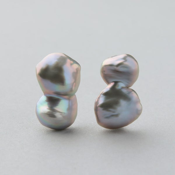 Unique fun! 淡水ケシ真珠 ピアス　11-13mm K18YG バロック