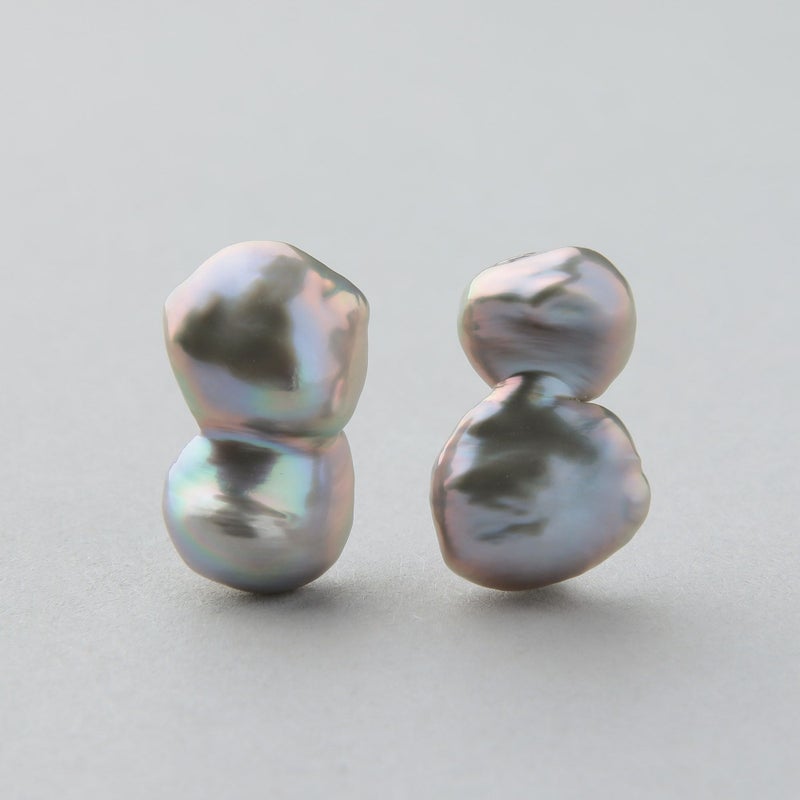 Unique fun! 淡水ケシ真珠 ピアス　11-13mm K18YG バロック