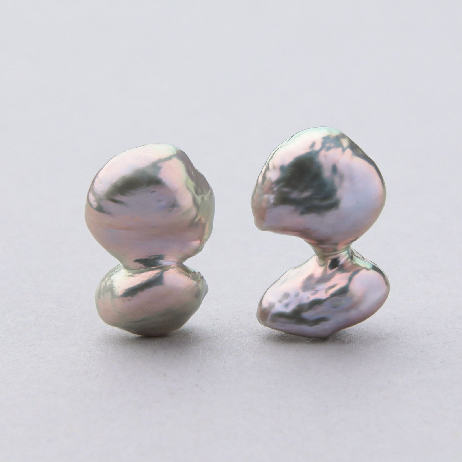 Unique fun! 淡水ケシ真珠 ピアス　11-13mm K18YG バロック