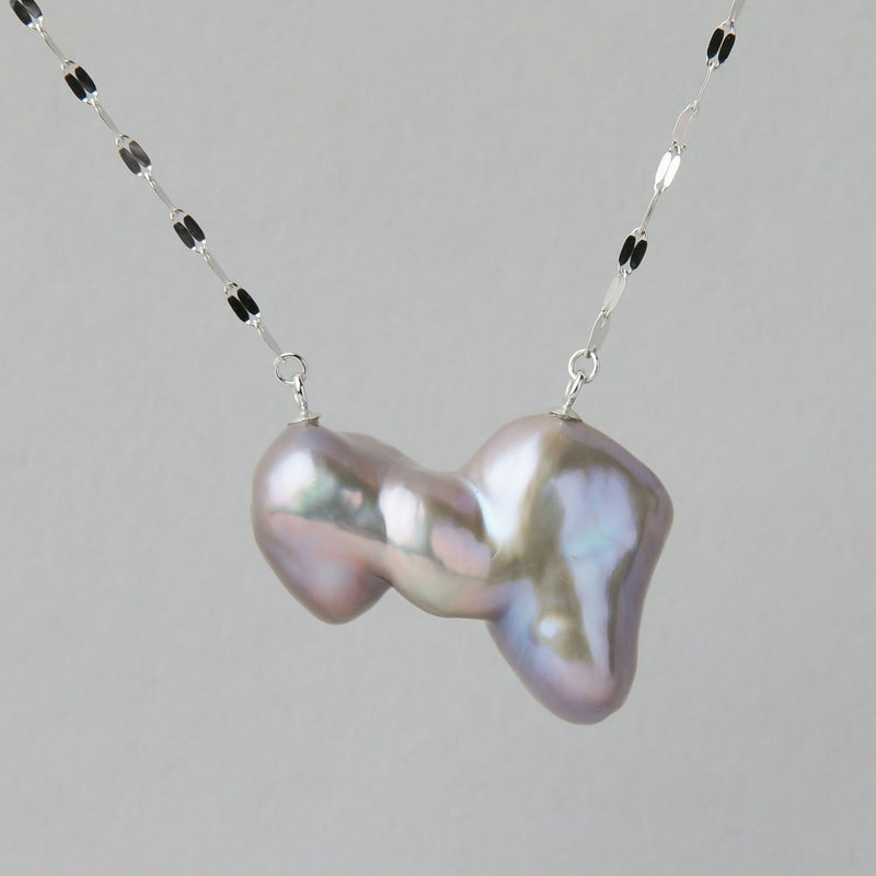 Unique fun! 淡水ケシ真珠 ペンダント　10-13mm K10WG リボン バロック