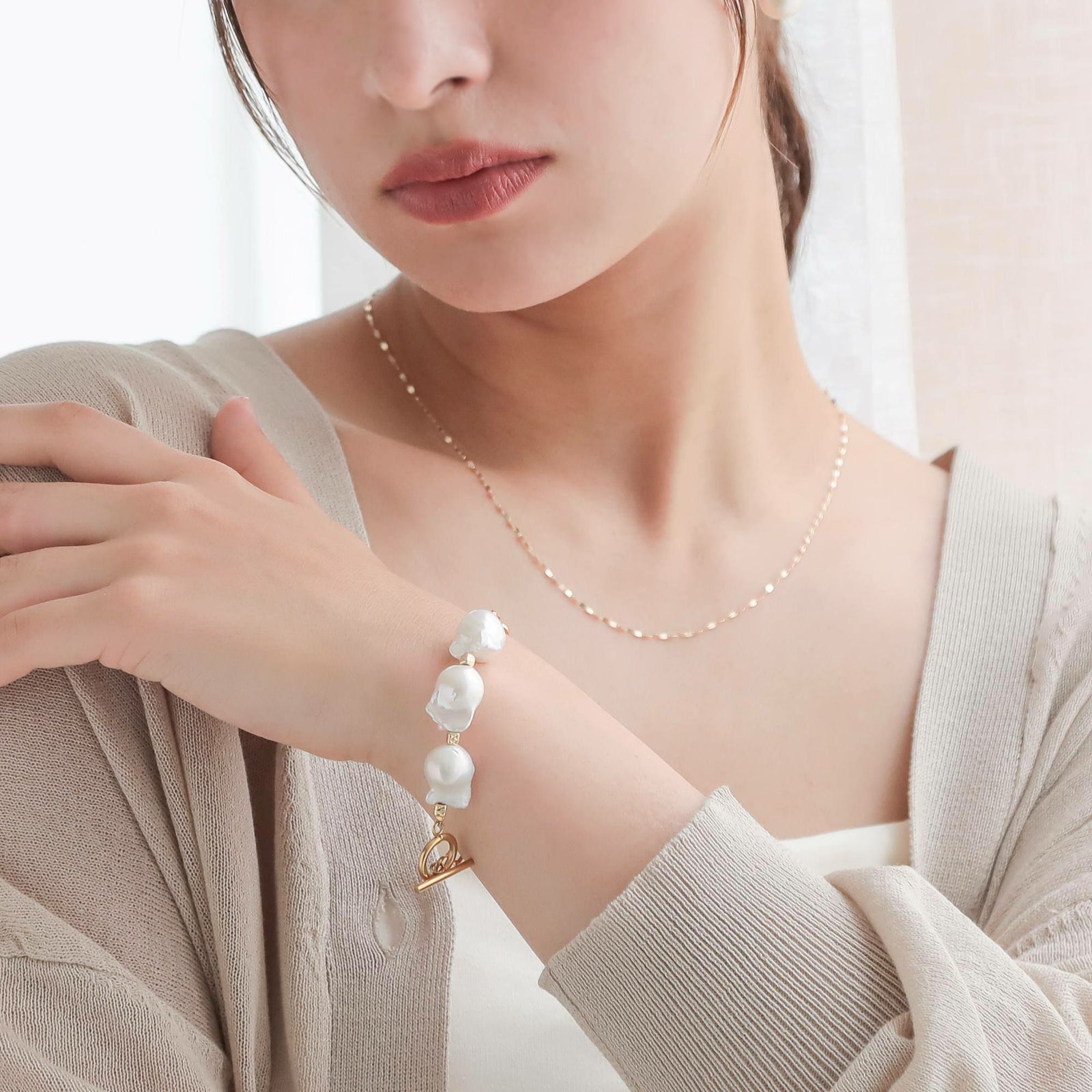 Unique+ 淡水真珠 ブレスレット　11-13mm SUS316L GP オイスターバロック