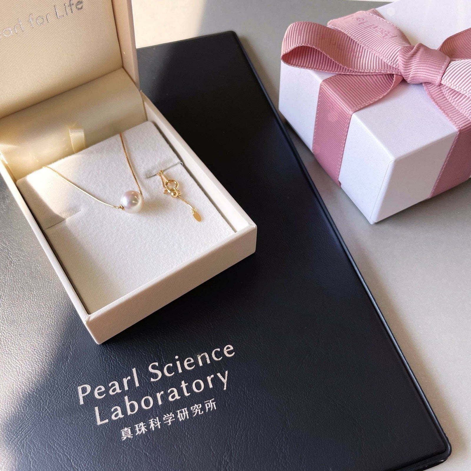 オーロラ花珠真珠 スルーペンダントネックレス 8.5-9.0mm K18YG -Premium-