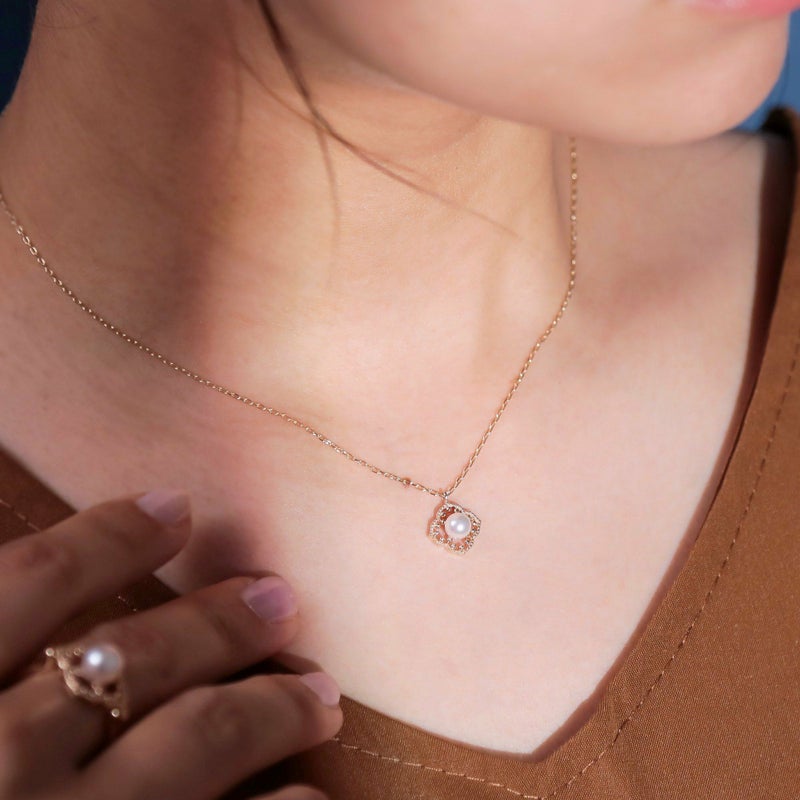 Fleur Eclat あこや真珠 フラワーペンダント 5.0-5.5mm K10YG