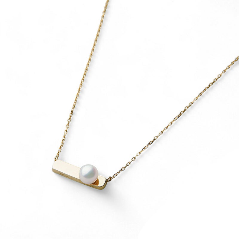 Carina あこや真珠 スリム シグネットペンダント　5.5-6.0mm K10YG