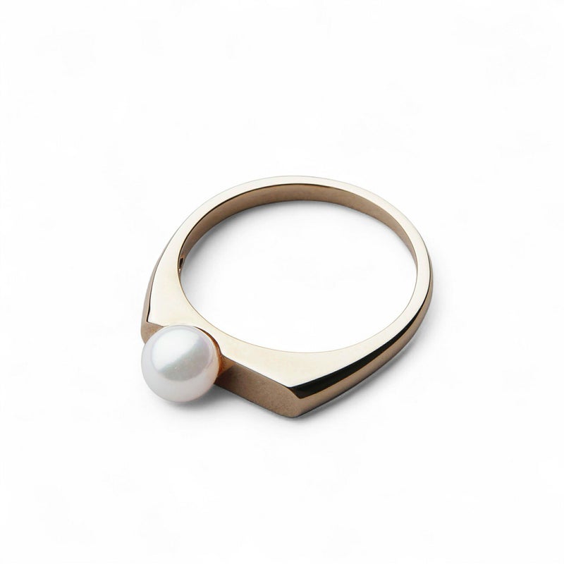 Carina あこや真珠 スリム シグネットリング　5.5-6.0mm K10YG