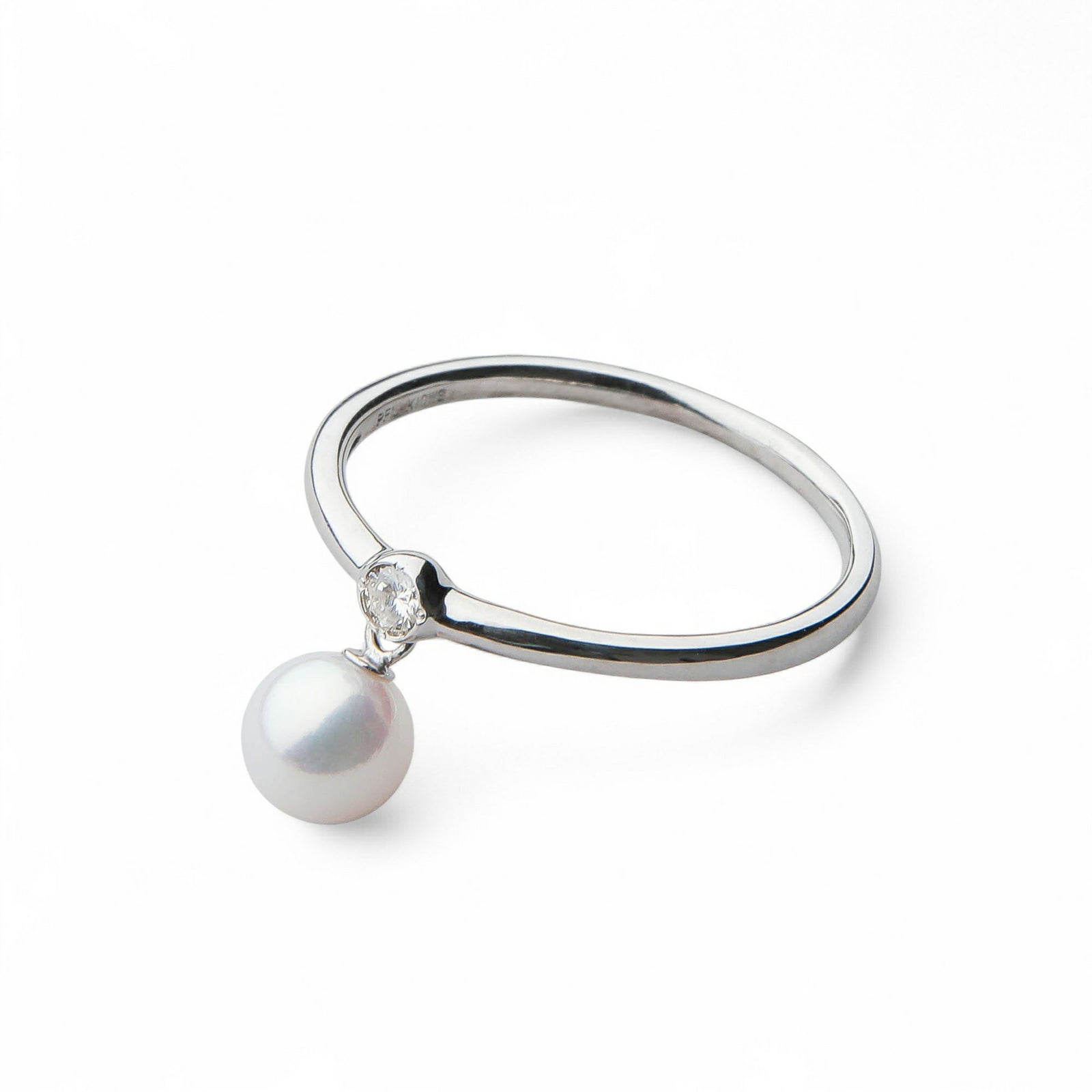 Carina あこや真珠 チャームリング　5.5-6.0mm K10WG