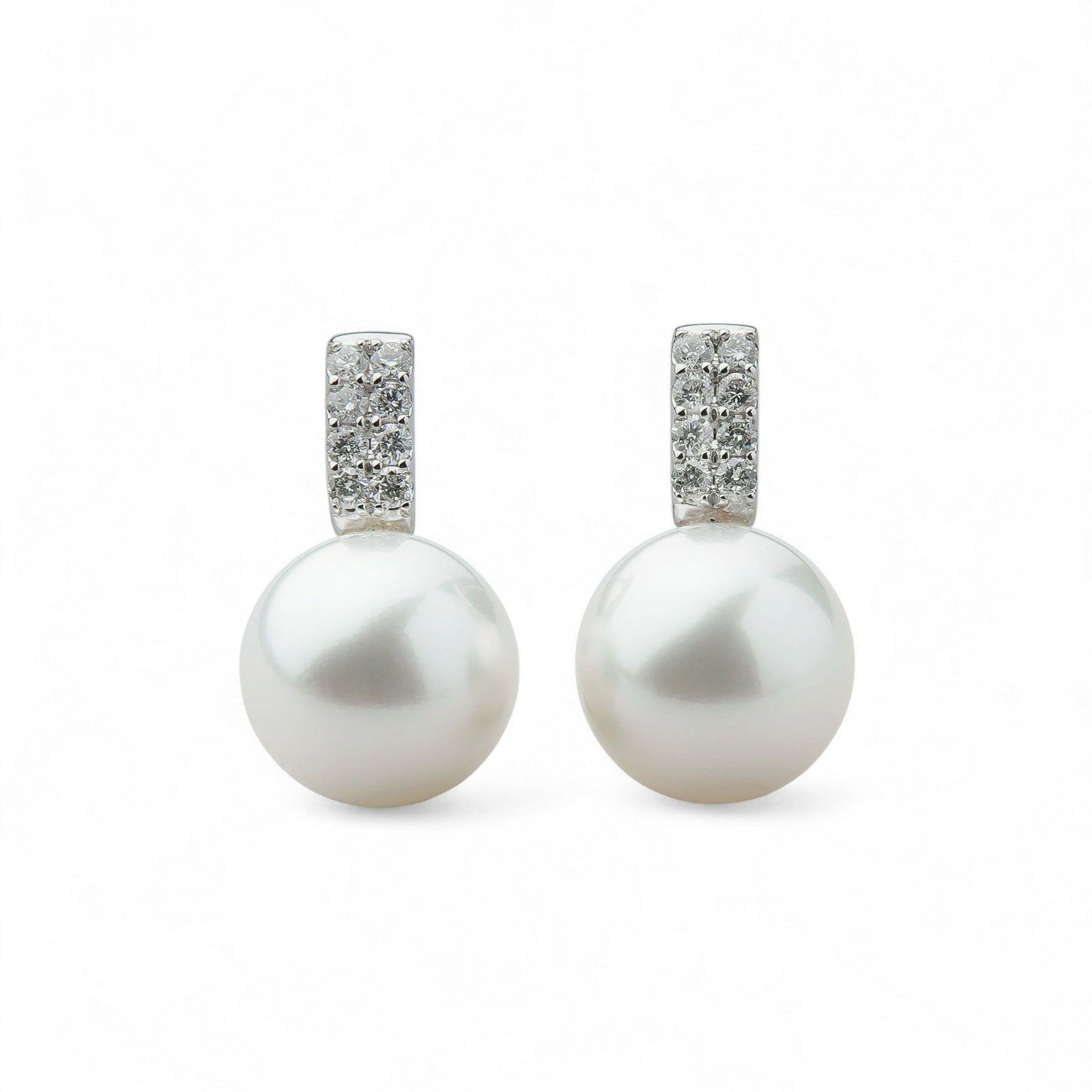 南洋白蝶真珠 ピアス11mm PT900