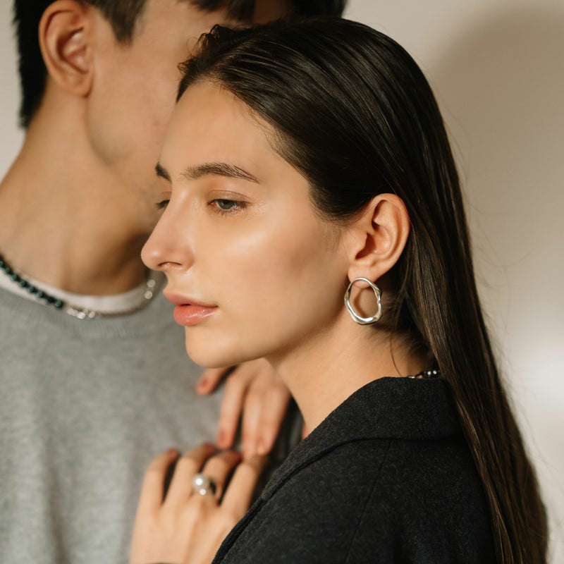 マルレナ マリッサピアス ウェーブ/インサイド ペア　タヒチ黒蝶真珠 11mmUP SV925/K18WG