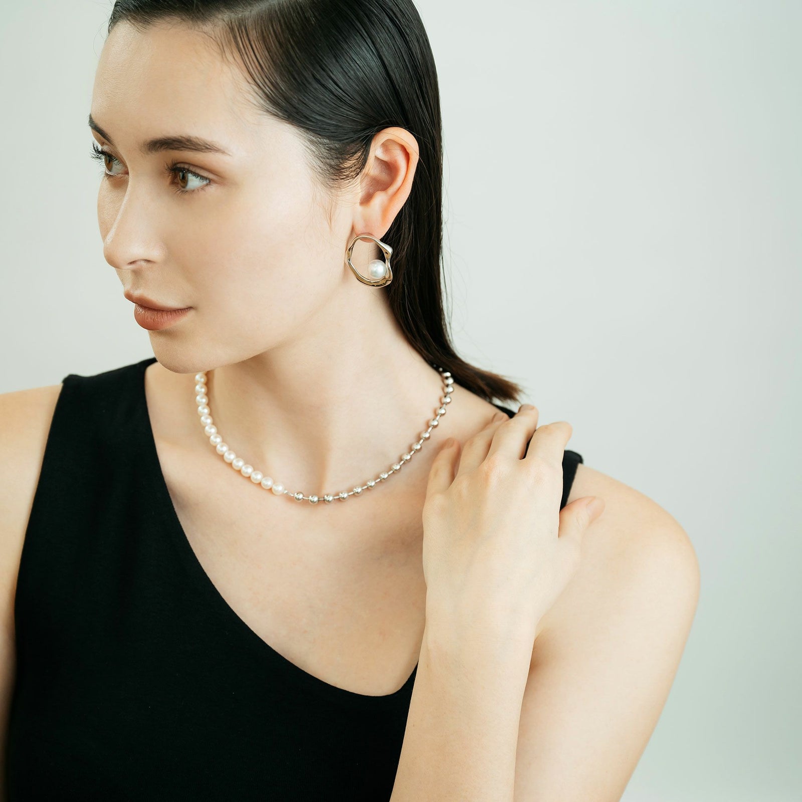 マルレナ マリッサピアス ウェーブ/インサイド ペア　淡水真珠 10mmUP SV925/K18WG