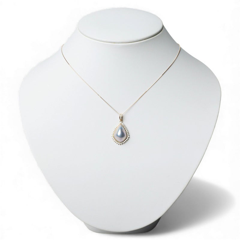 マベ真珠&ダイヤモンド ペンダントトップ　12mmUP K18YG 角ツユ オーロラブルー [WSP]