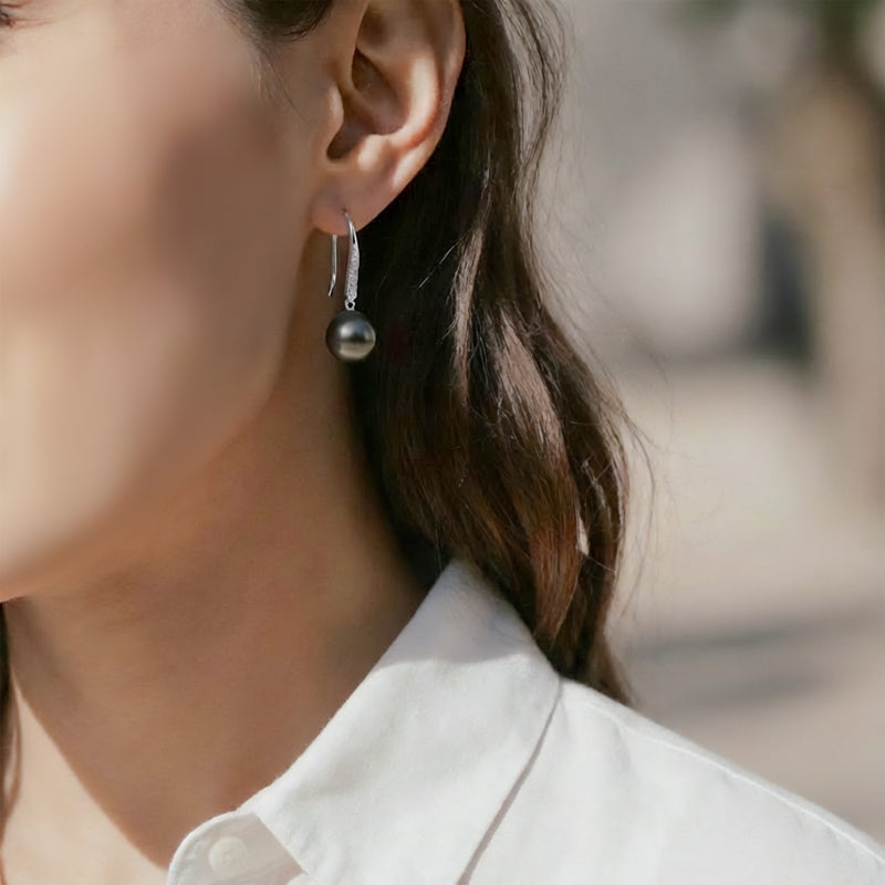  LUXE タヒチ黒蝶真珠 フックピアス　9mmUP PT900/K18YG