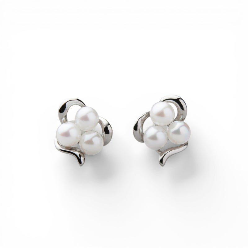 Petit Claire あこや真珠 ピアス　3.0-3.5mm PT900