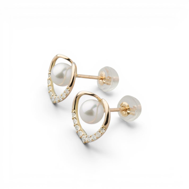 Petit Claire あこや真珠 ピアス　4.5-5.0mm K18YG/PT900 ハート