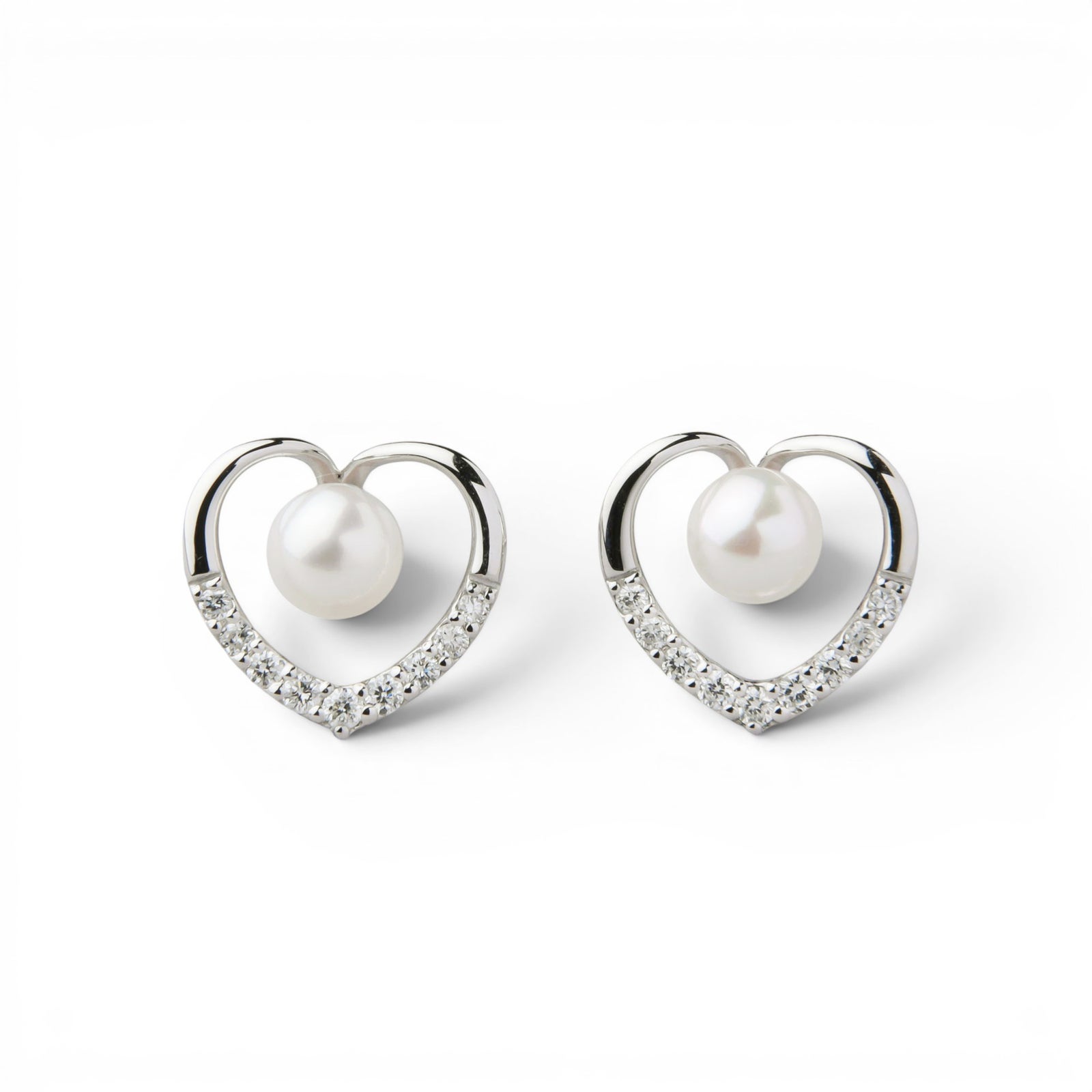 Petit Claire あこや真珠 ピアス　4.5-5.0mm K18YG/PT900 ハート