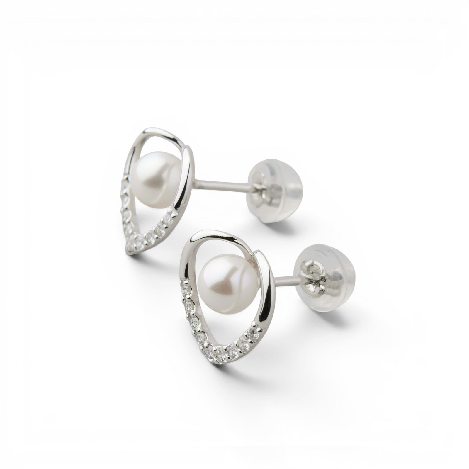 Petit Claire あこや真珠 ピアス　4.5-5.0mm K18YG/PT900 ハート