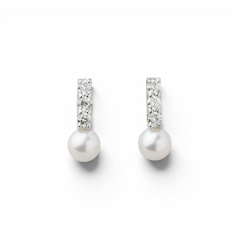 Petit Claire あこや真珠 ピアス　4.5-5.0mm PT900/K18YG