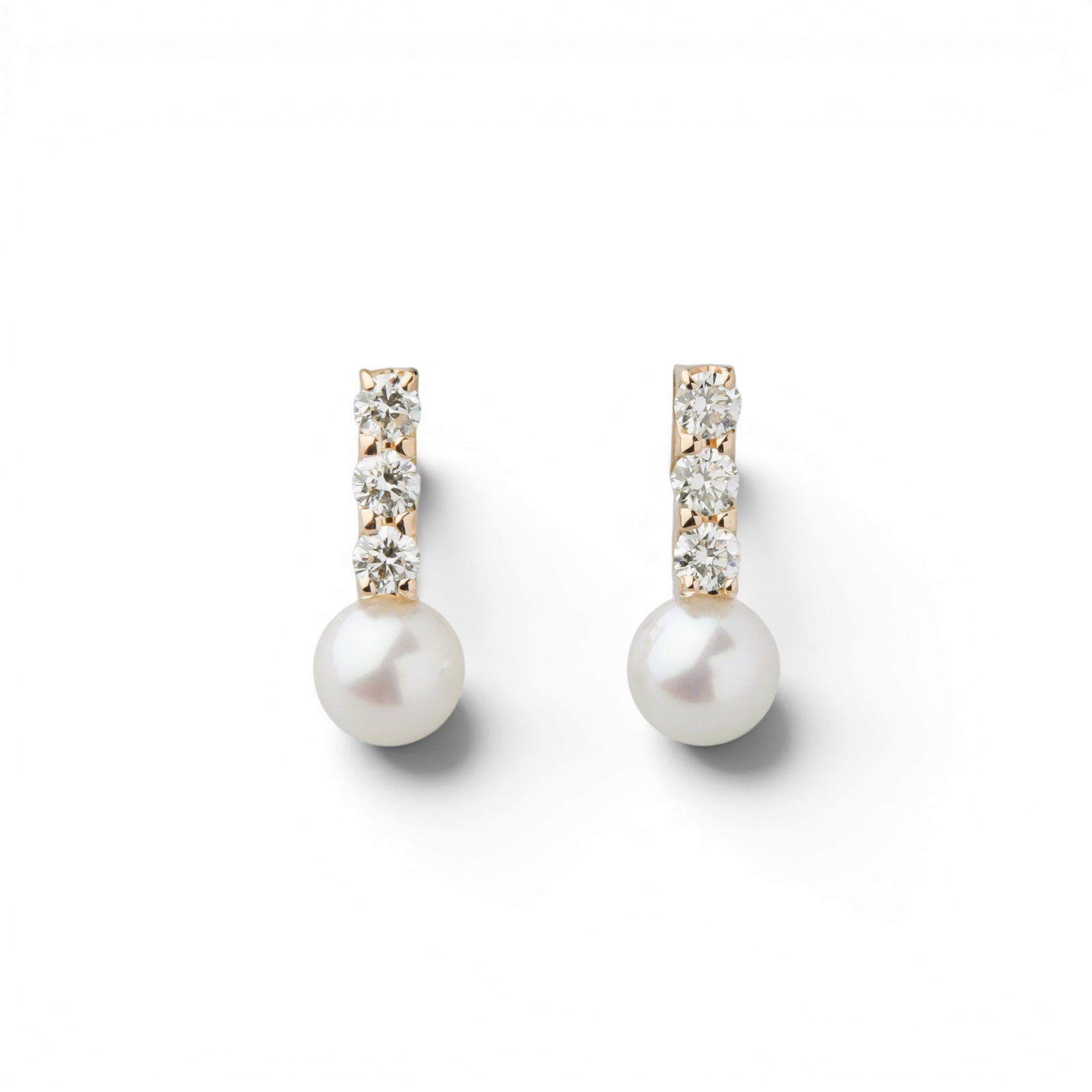 Petit Claire あこや真珠 ピアス　4.5-5.0mm PT900/K18YG